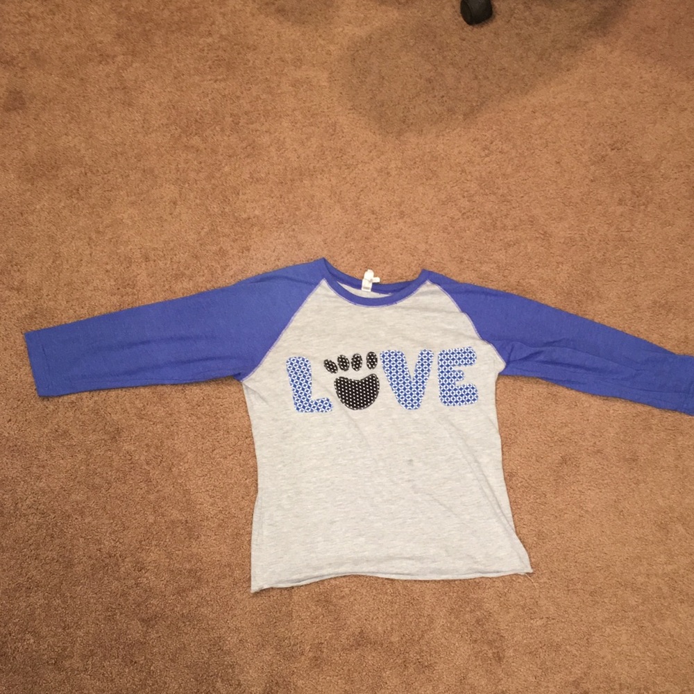 Women’s tee